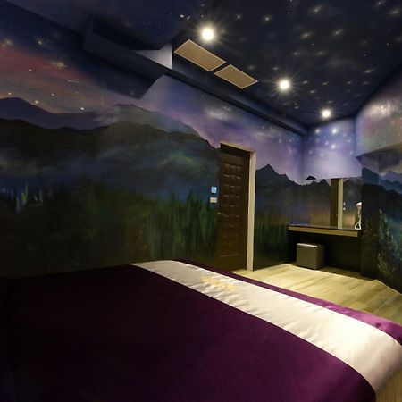 W3 Motel Lucsu Szoba fotó
