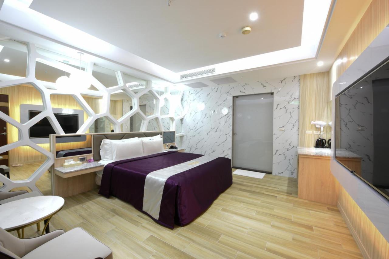W3 Motel Lucsu Kültér fotó