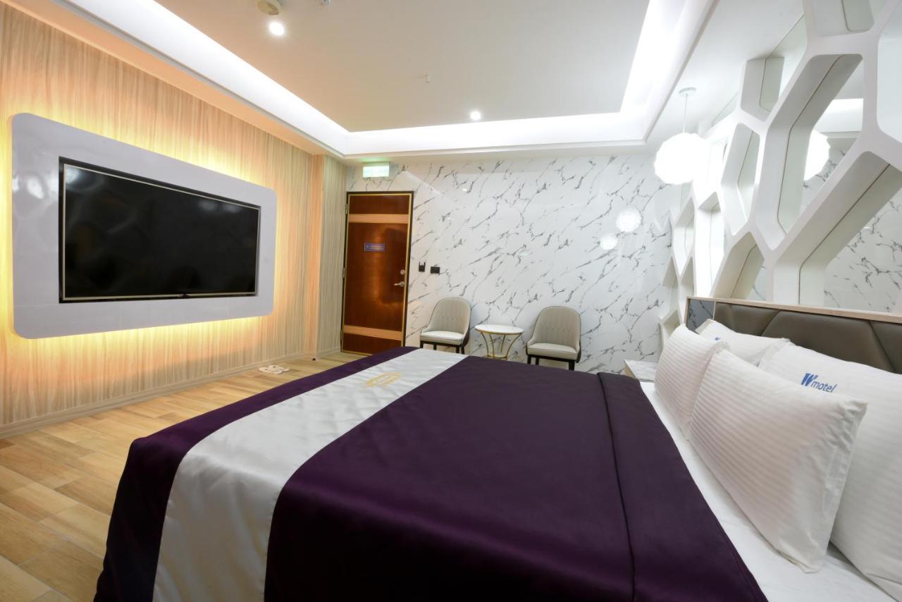 W3 Motel Lucsu Kültér fotó