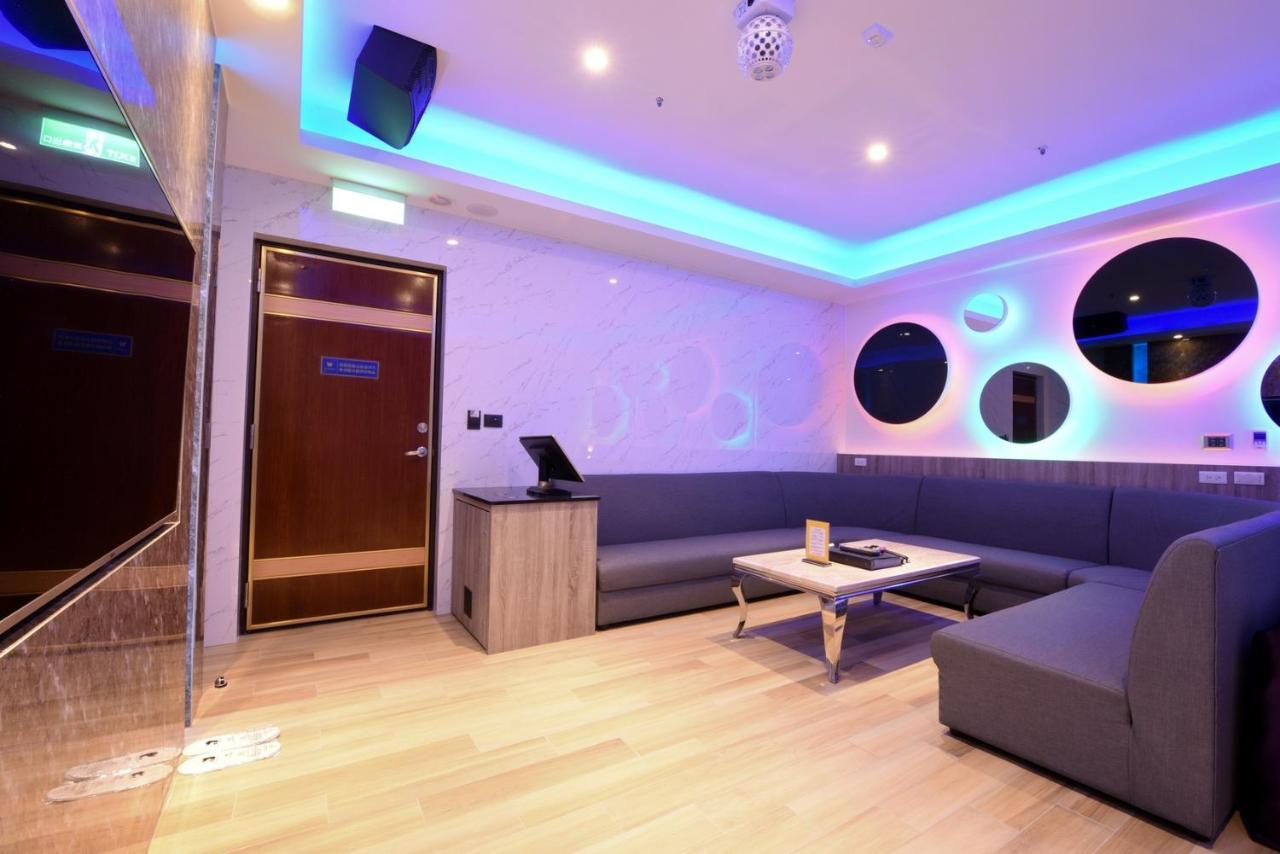 W3 Motel Lucsu Kültér fotó