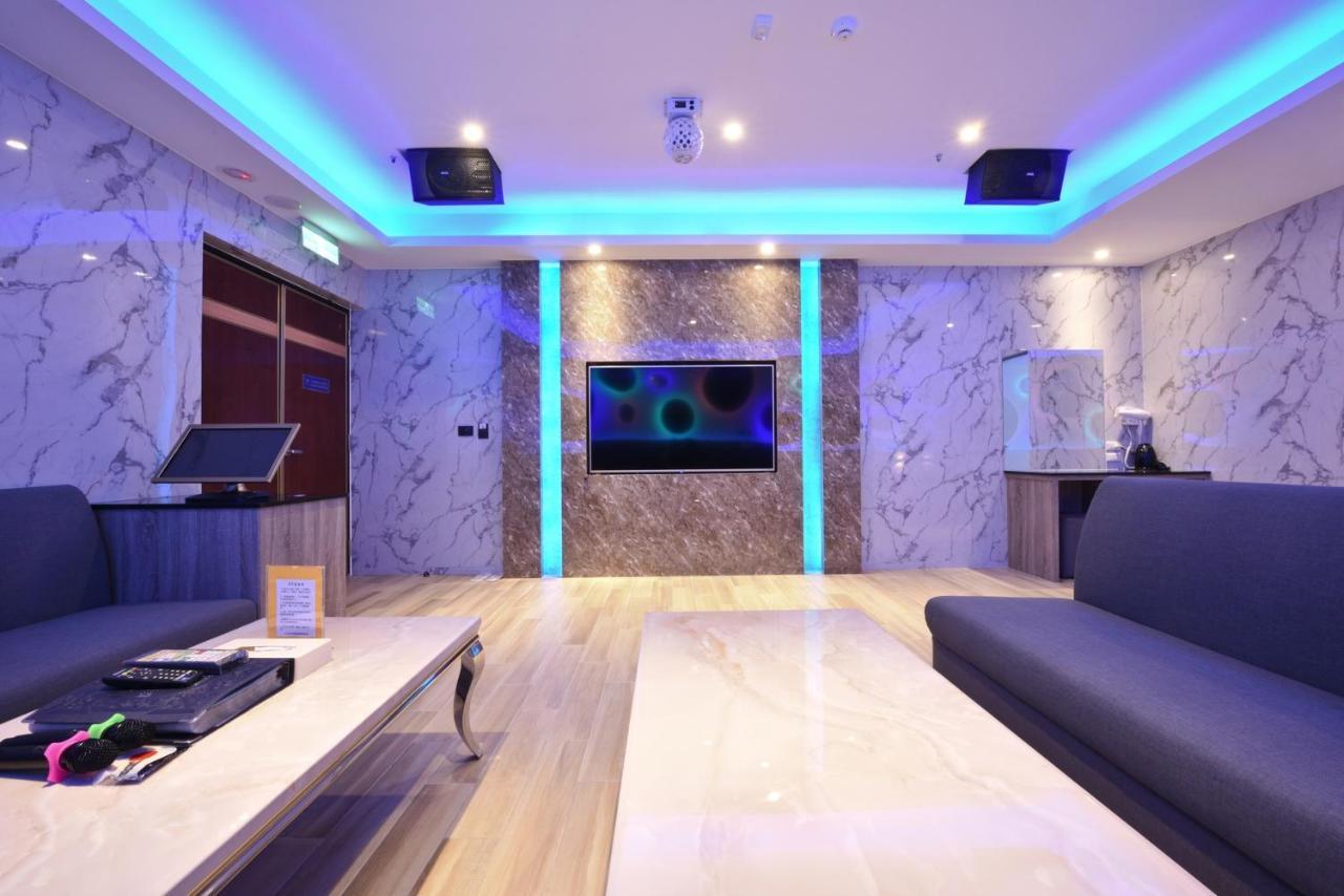 W3 Motel Lucsu Kültér fotó