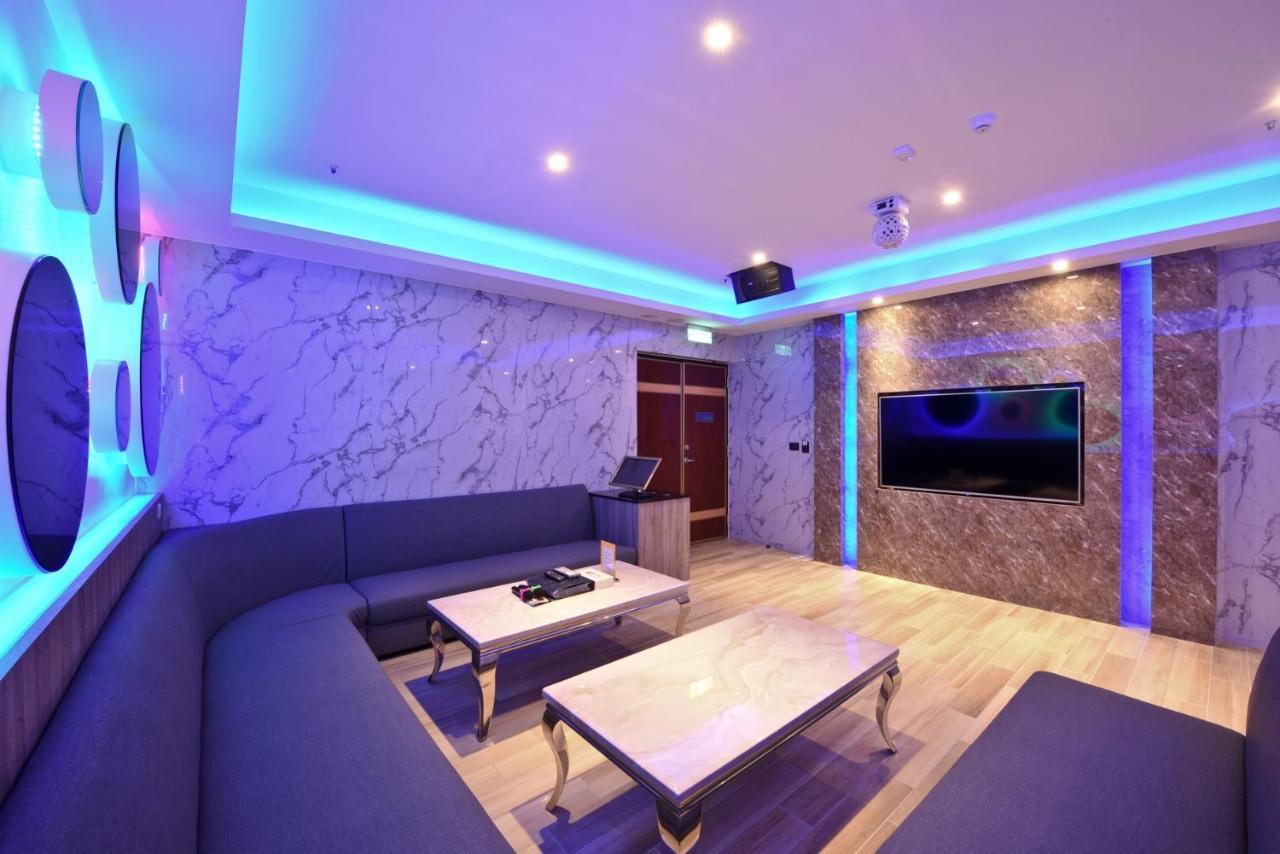 W3 Motel Lucsu Kültér fotó