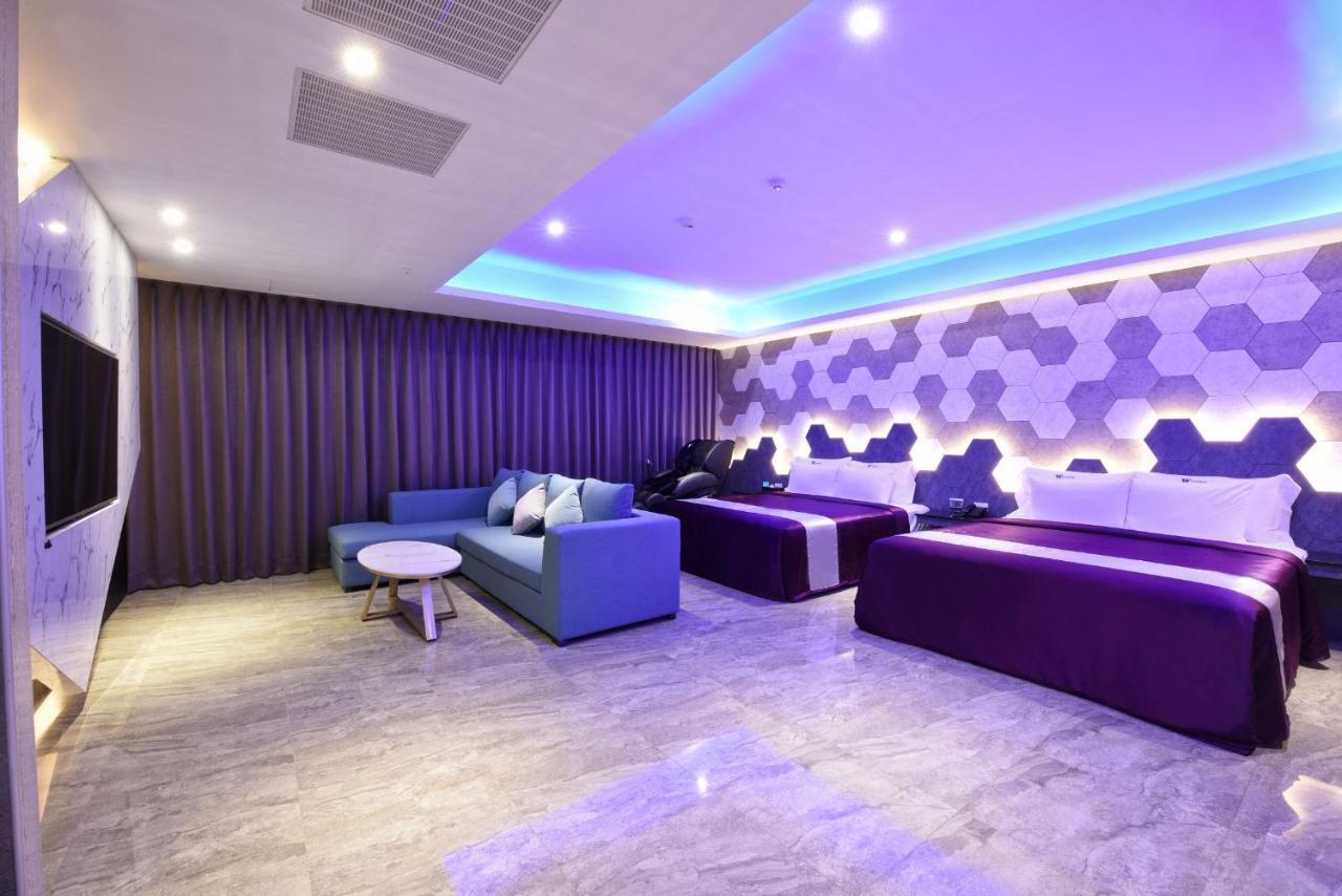 W3 Motel Lucsu Kültér fotó