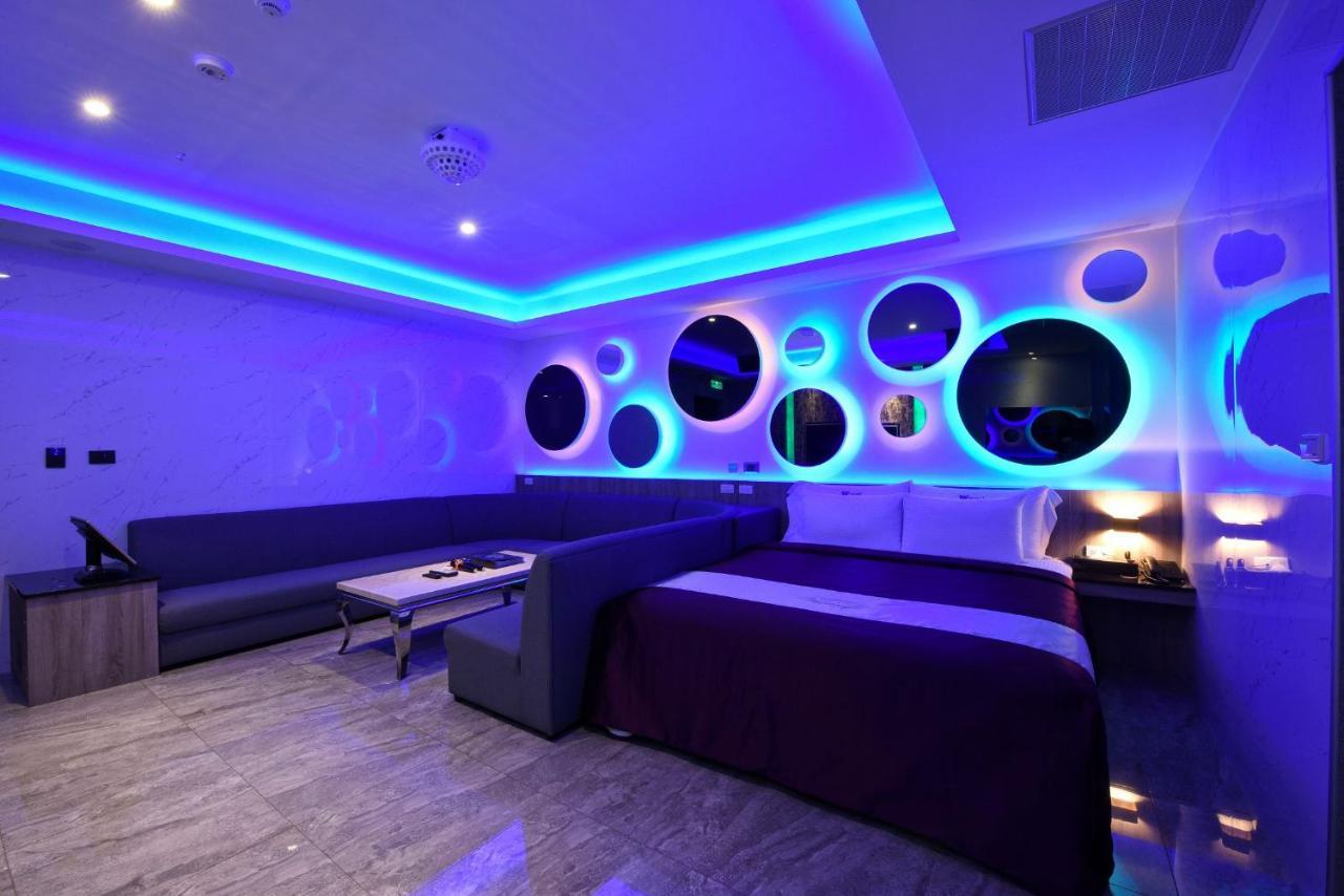 W3 Motel Lucsu Kültér fotó