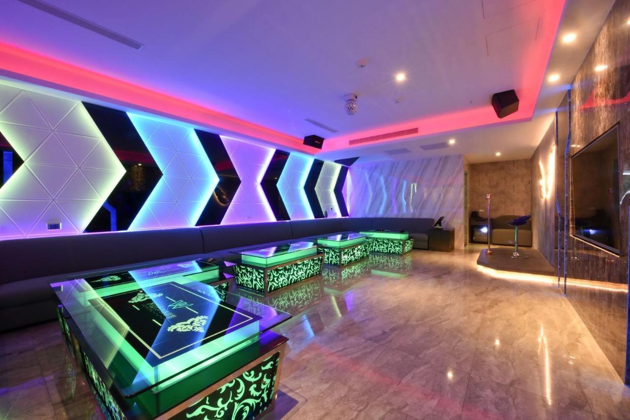 W3 Motel Lucsu Kültér fotó