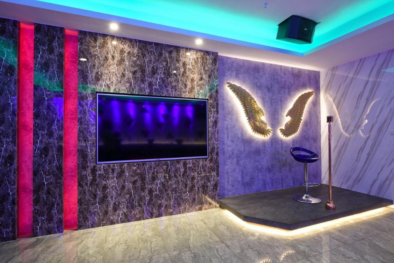 W3 Motel Lucsu Kültér fotó